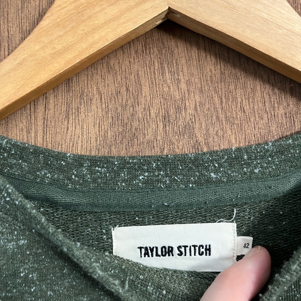 Taylor Stitch Olive Crewneck Sweater - Picture 2 of 2